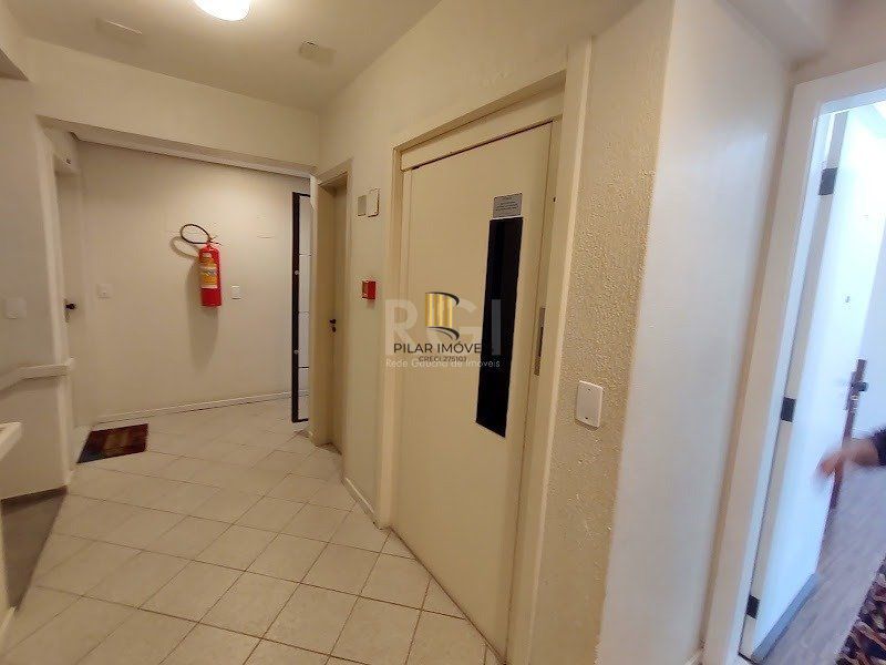 Cobertura para Venda - 153.93m², 3 dormitórios, sendo 1 suites, 1 vaga - Tristeza