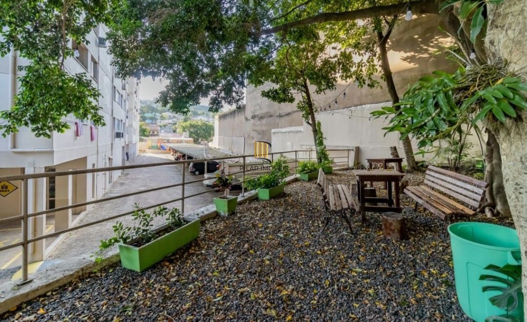 Apartamento de 2 dormitórios á venda no bairro Santa Teresa em Porto Alegre