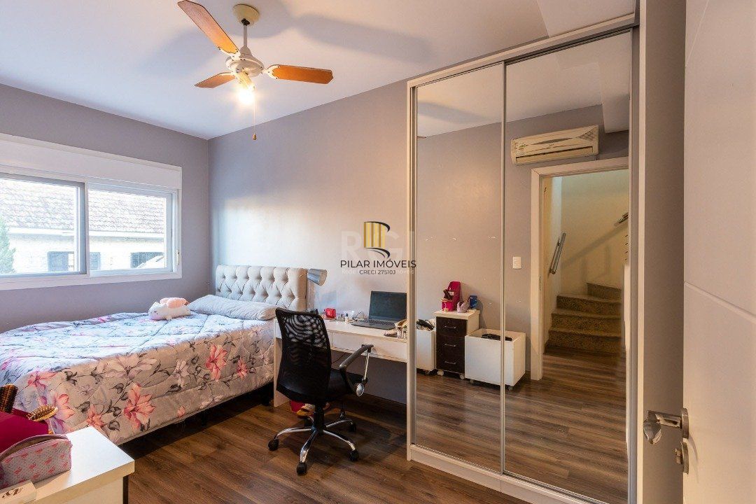 Casa Condominio para Venda - 188.6m², 3 dormitórios, sendo 1 suites, 2 vagas - Tristeza