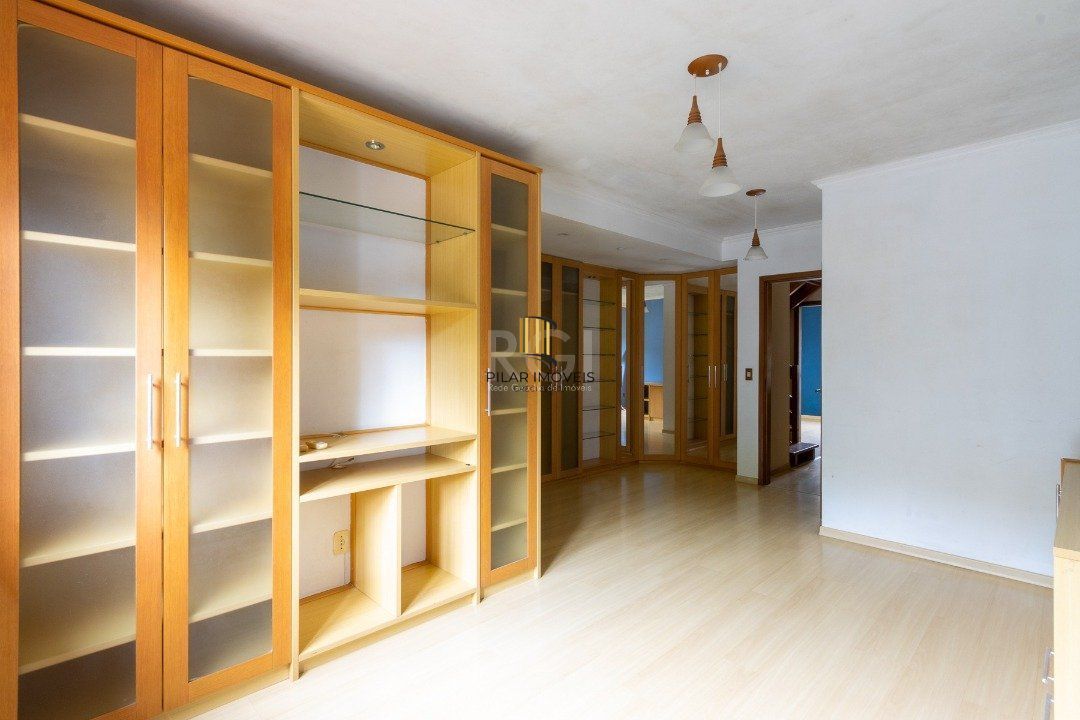 Casa para Venda - 181.99m², 3 dormitórios, sendo 1 suites, 2 vagas - Jardim Isabel