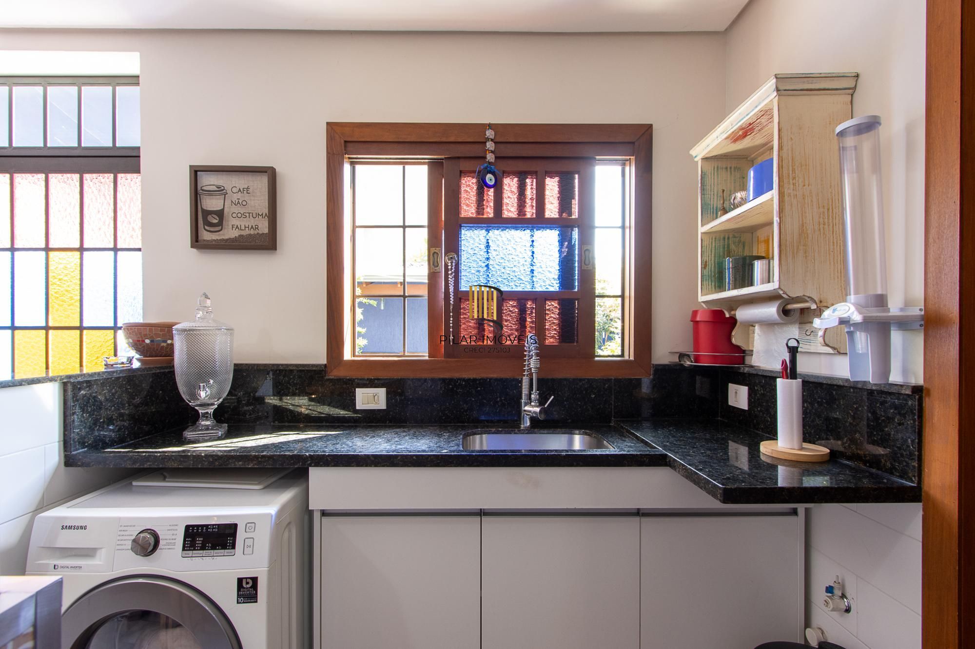 Casa 3 dormitórios com suíte master, terraço e 186m² no Lagos de Nova Ipanema