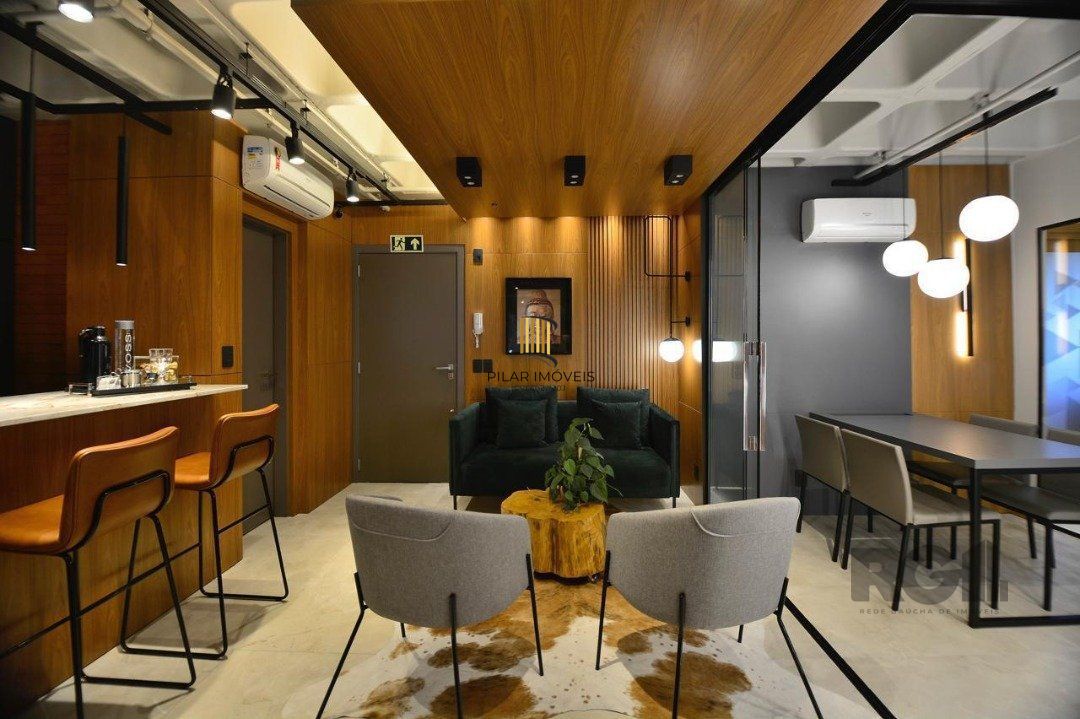 Sala Comercial no bairro Praia de Belas - Pilar Imóveis