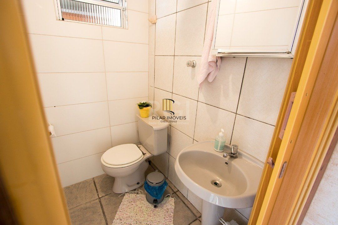 Casa para Venda - 211m², 3 dormitórios, 3 vagas - Vila Nova