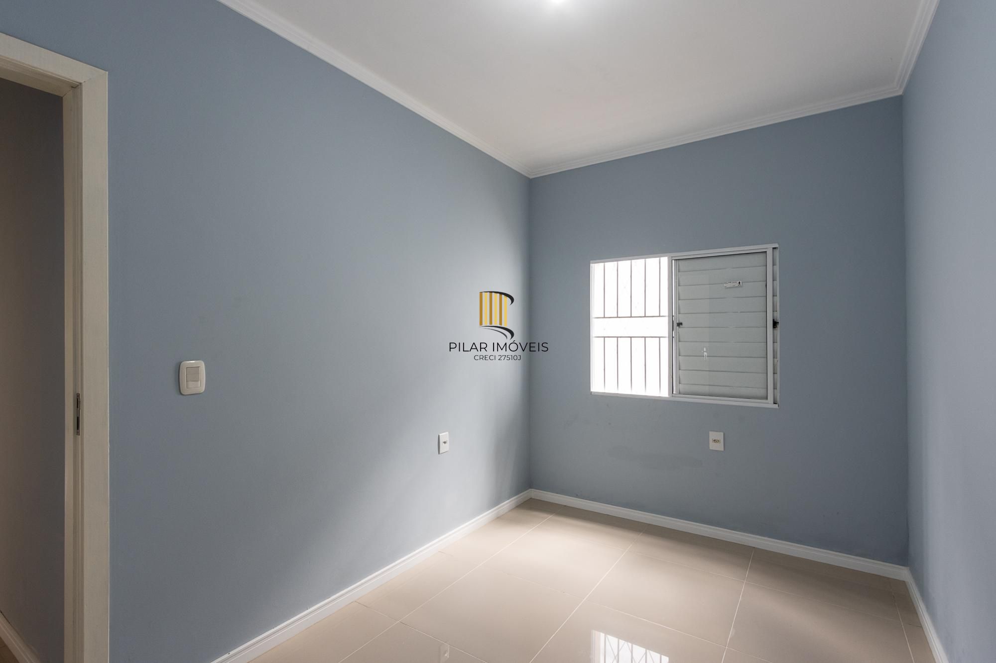 Terreno com 2 casas, 4 quartos, 1 suite - Bairro Cavalhada