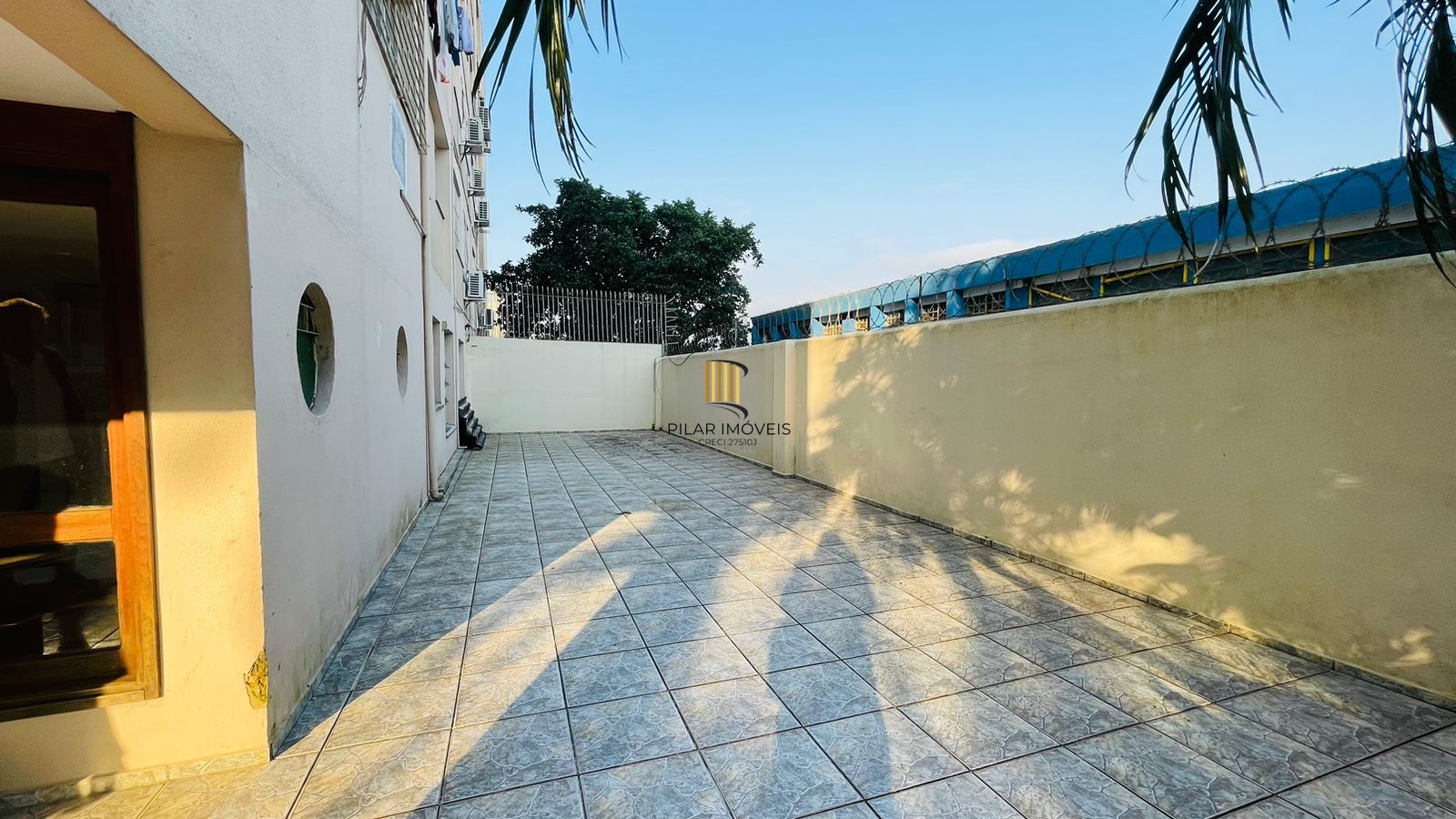 Apartamento de 2 dormitórios no Cristal