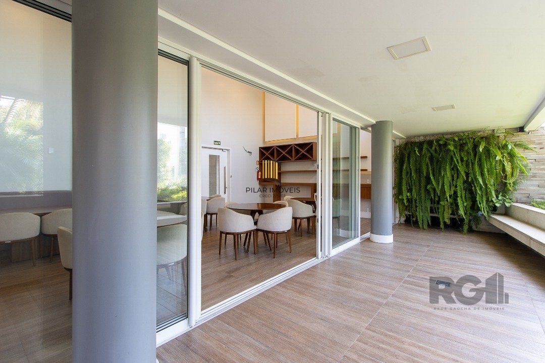 Apartamento 3 dormitórios no bairro Menino Deus
