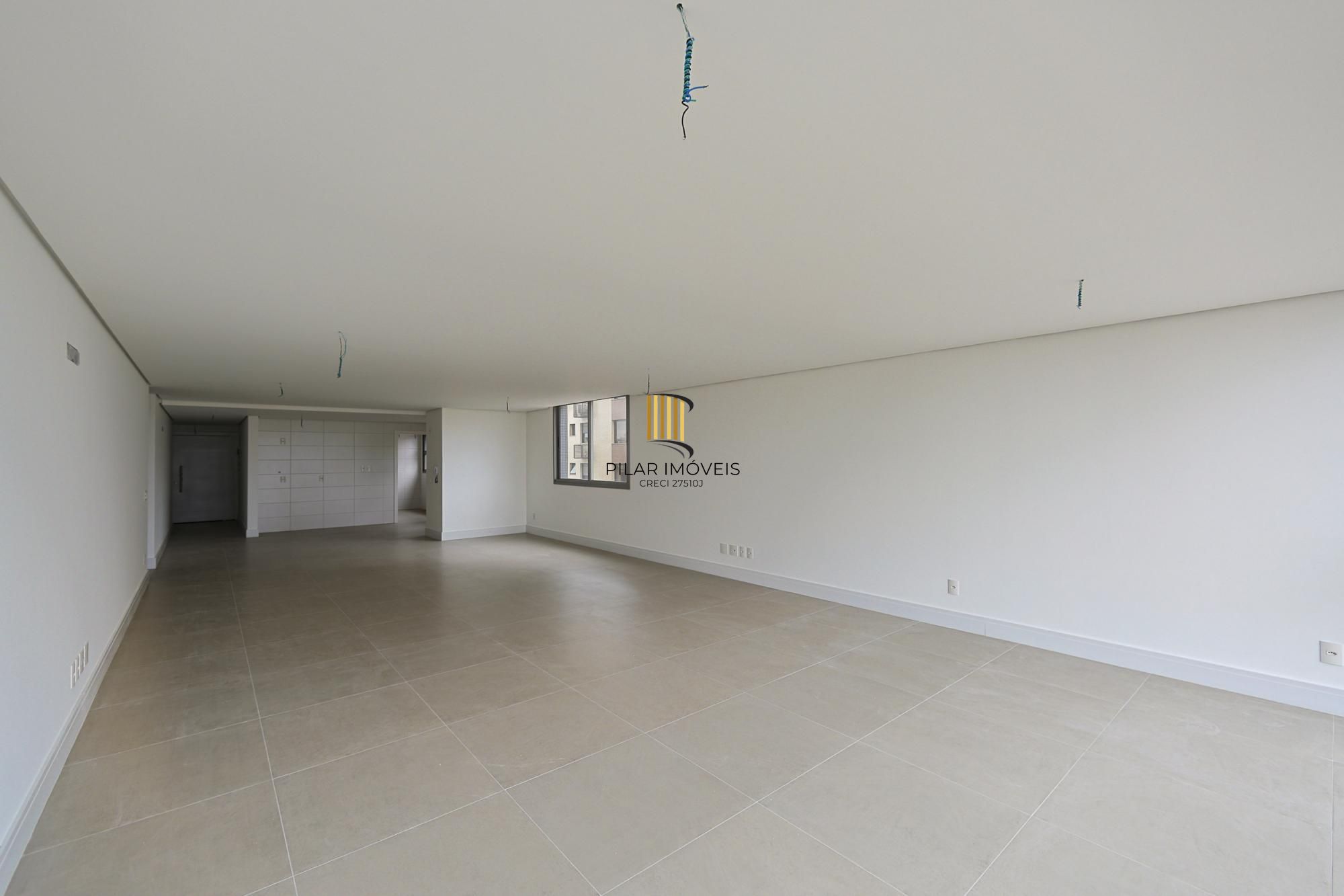 Apartamento com 217m² e 3 dormitórios no bairro Tristeza em PORTO ALEGRE para Comprar