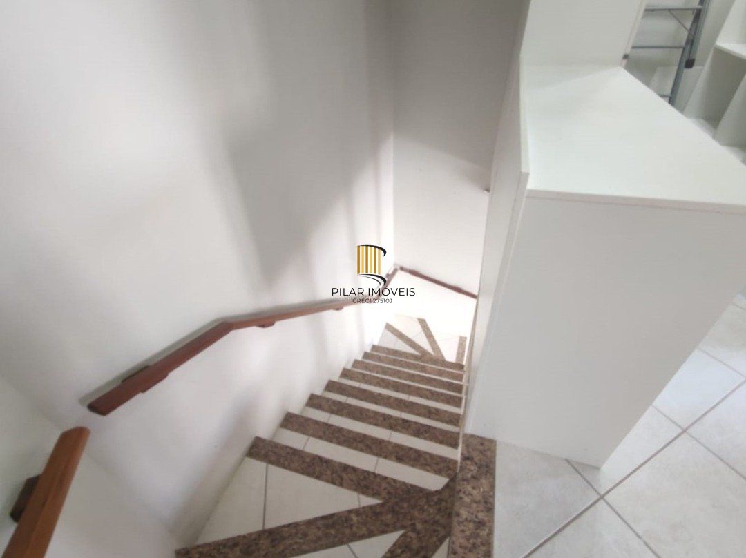 Casa Condominio para Venda - 145m², 3 dormitórios, sendo 1 suites, 2 vagas - Tristeza