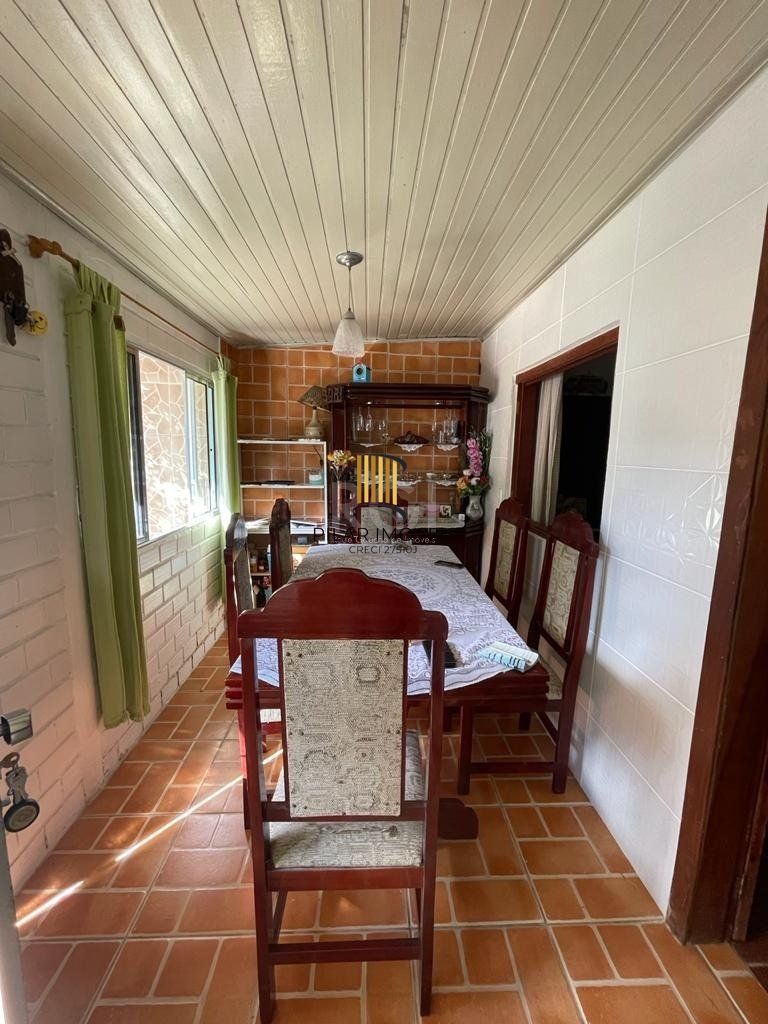 Casa 2 dormitórios no bairro Lomba do Pinheiro