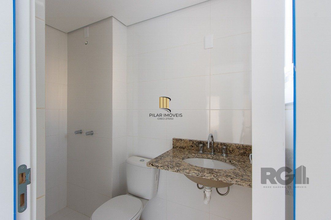 Cobertura para Venda - 214.34m², 3 dormitórios, sendo 3 suites, 2 vagas - Tristeza