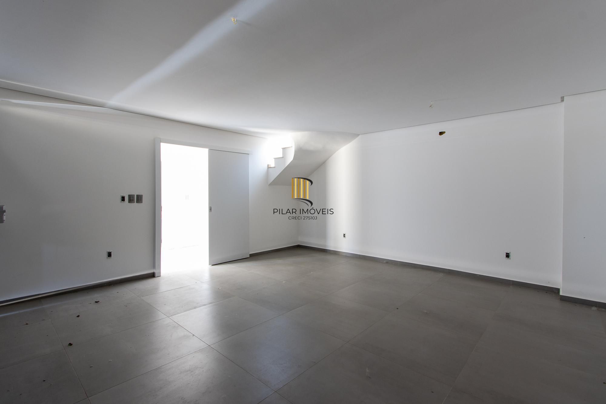 Casa em condomínio com conforto e exclusividade no bairro Tristeza