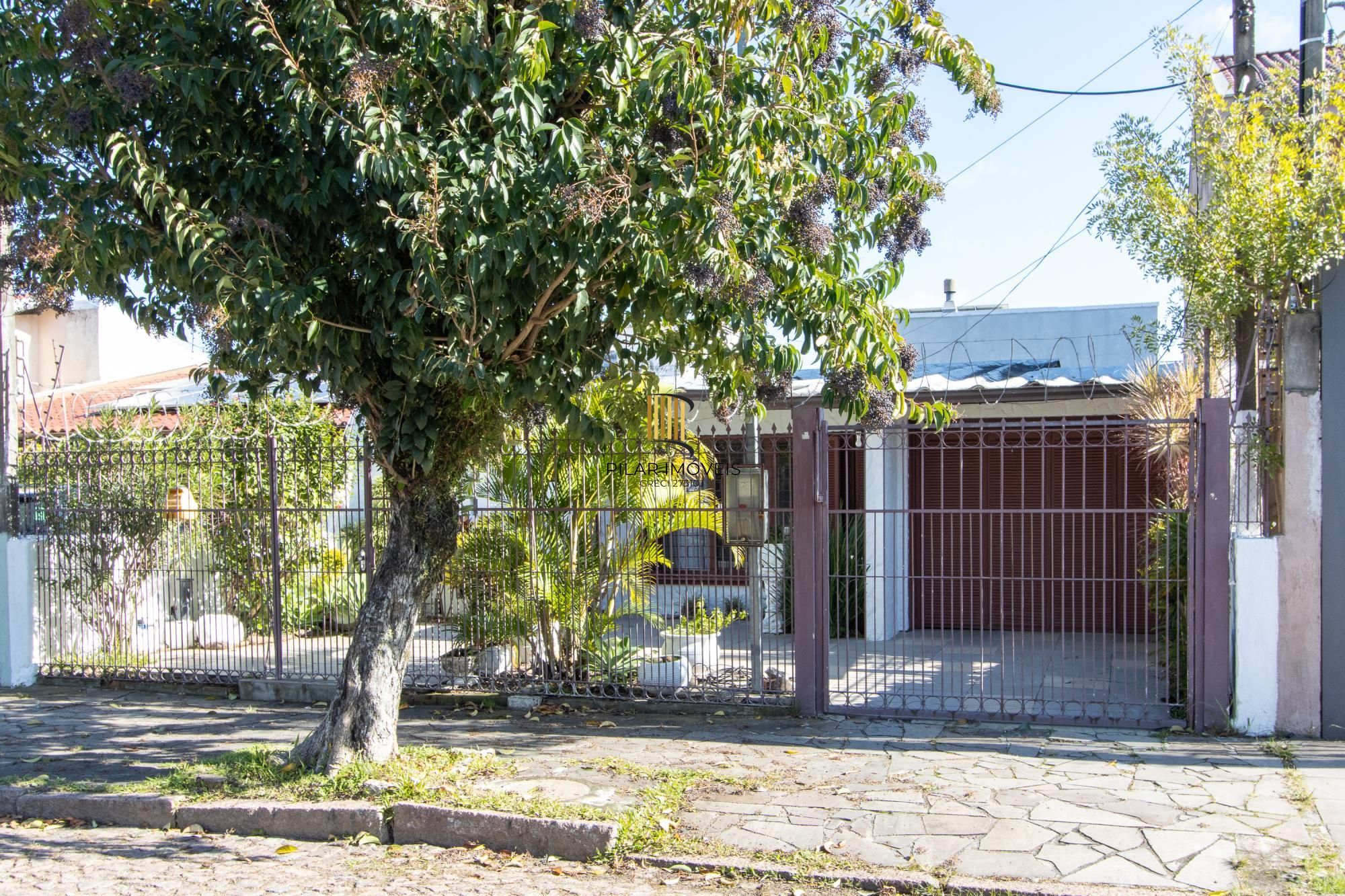Casa 3 dormitórios no bairro Cavalhada