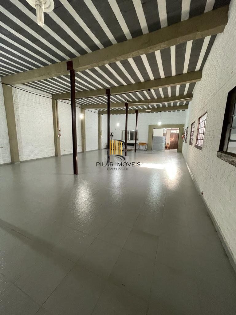 Casa para Venda - 594m², 2 dormitórios, 6 vagas - Vila João Pessoa