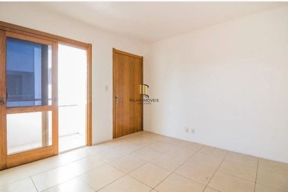 Apartamento à Venda - Medianeira, 2 Quartos, 76 m² - Porto Alegre