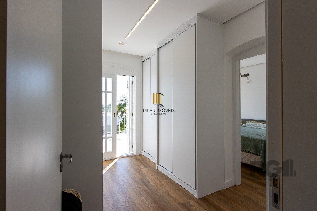 Casa 4 dormitórios no bairro Vila Conceição