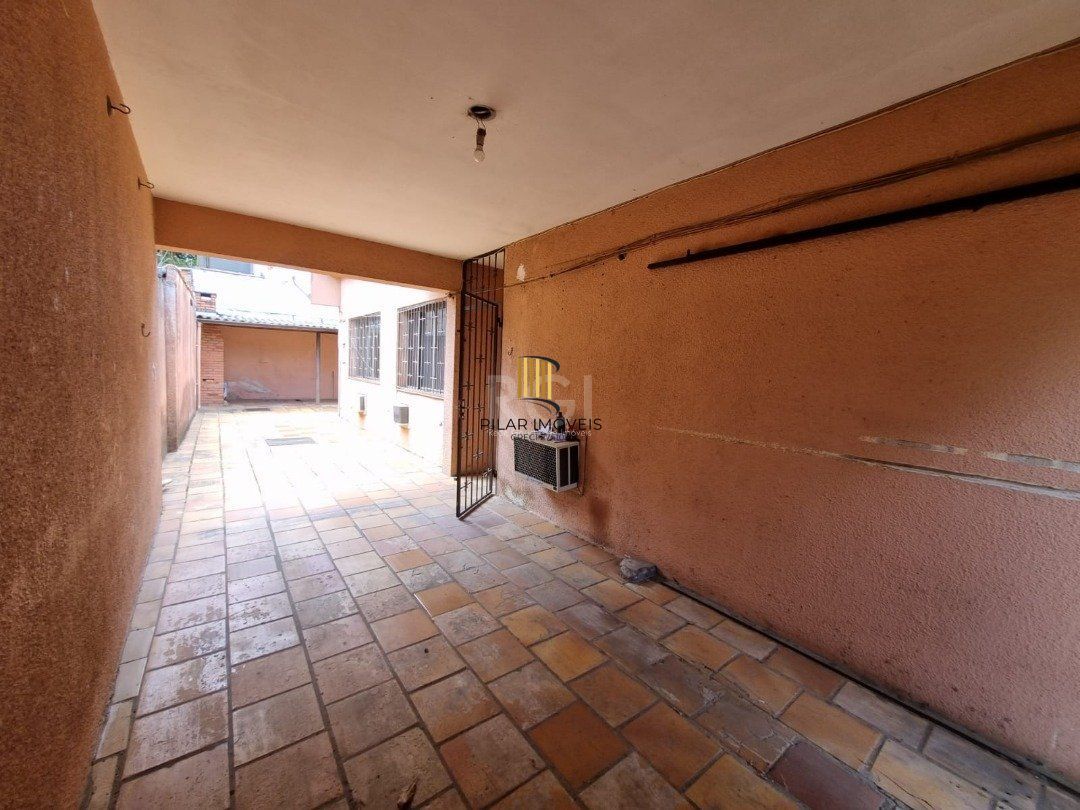 Casa 3 dormitórios no bairro Cristal