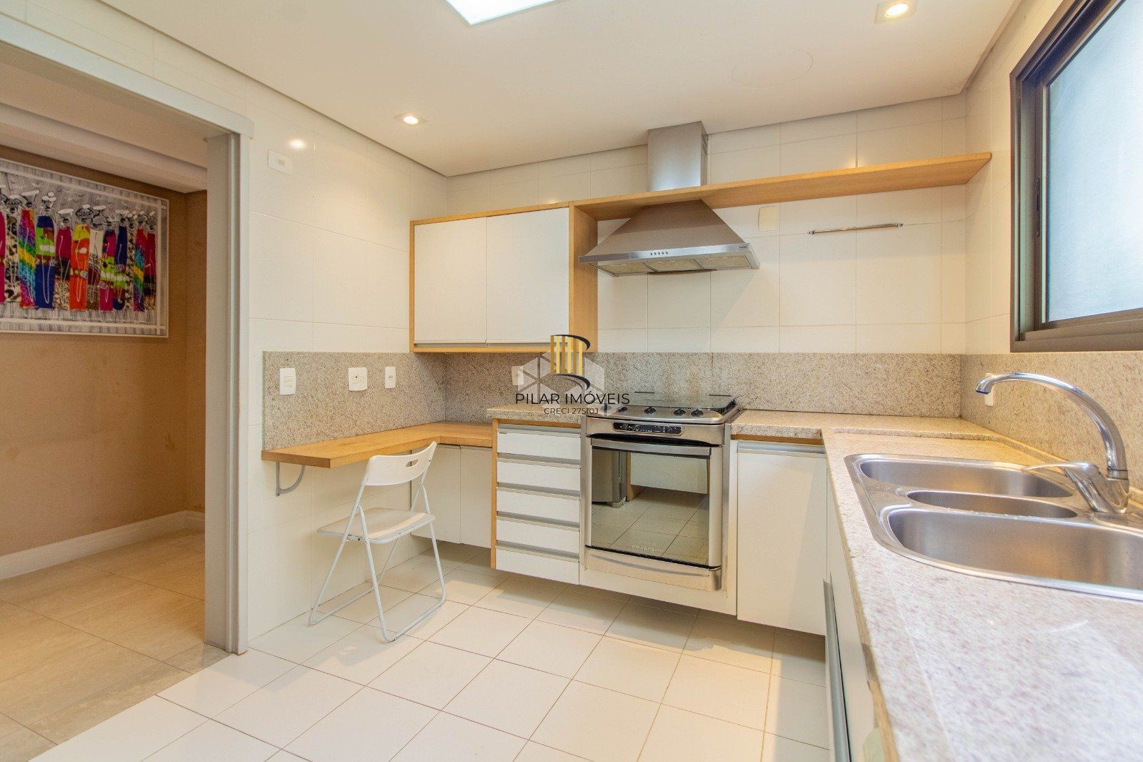 Apartamento Garden com 202m² e 3 dormitórios, 3 suítes, 3 vagas