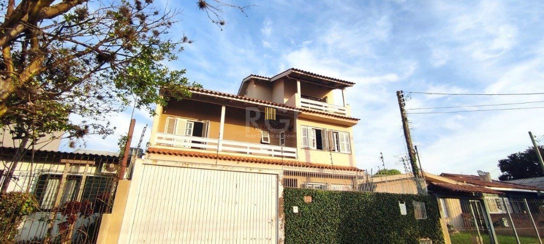 Casa para Venda - 250m², 3 dormitórios, sendo 1 suites, 2 vagas - Ipanema - Pilar Imóveis