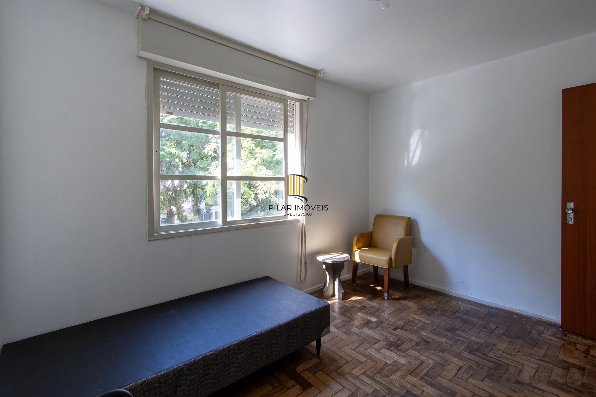 APARTAMENTO 4 QUARTOS DESOCUPADO - BAIRRO MENINO DEUS