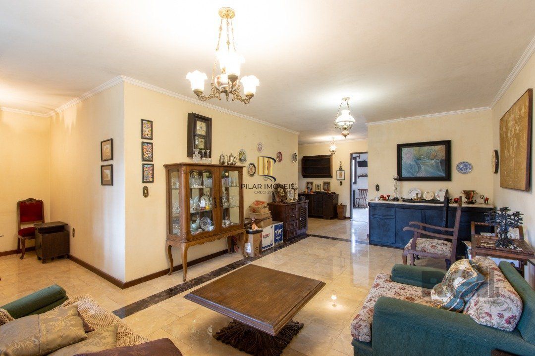 Casa para Venda - 200m², 3 dormitórios, sendo 1 suites, 3 vagas - Jardim Verde