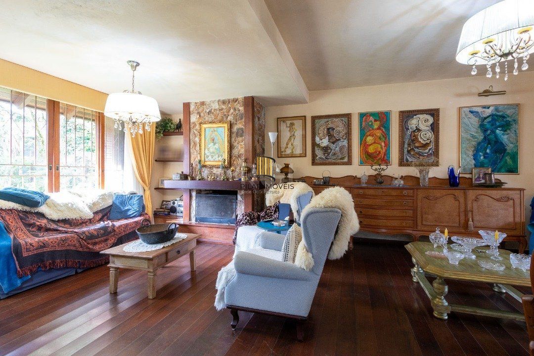 Casa Condominio para Venda - 386m², 3 dormitórios, sendo 2 suites, 2 vagas - Espirito Santo