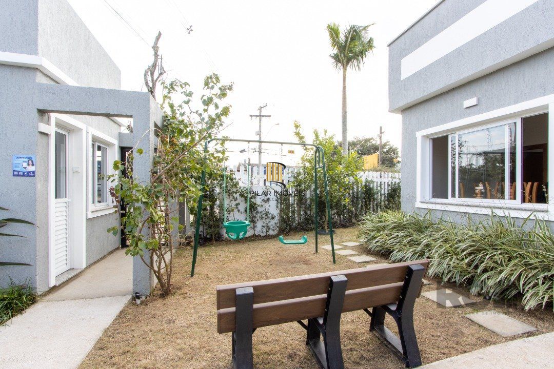 Casa de Condomínio 2 dormitórios no bairro Hípica
