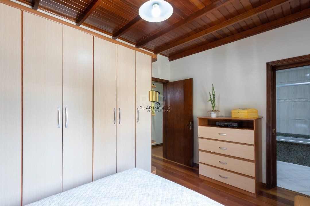 Predio para Venda - 215.37m², 0 dormitórios, Menino Deus