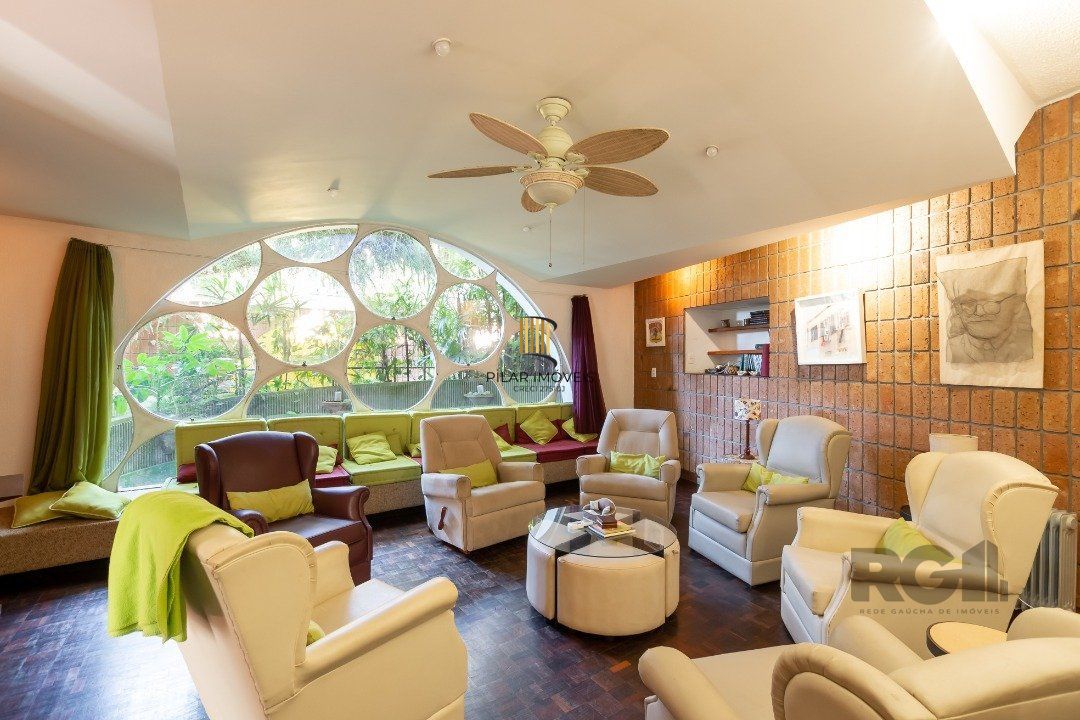 Casa 4 dormitórios no bairro Vila Assunção