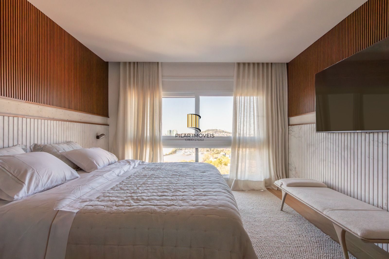 Cobertura para Venda - 483.85m², 3 dormitórios, sendo 3 suites, 4 vagas - Vila Assunção