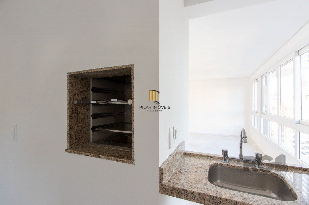 Cobertura para Venda - 214.34m², 3 dormitórios, sendo 3 suites, 2 vagas - Tristeza