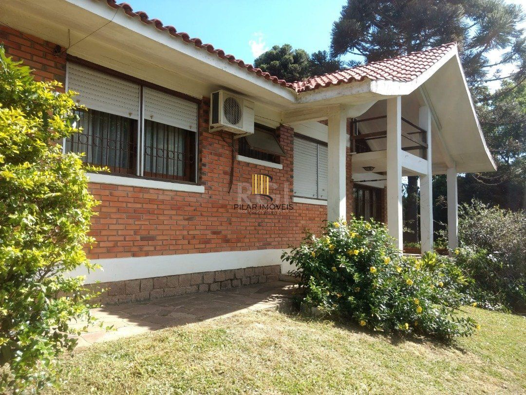 Casa para Venda - 250m², 3 dormitórios, sendo 1 suites, 4 vagas - Taruma - Pilar Imóveis