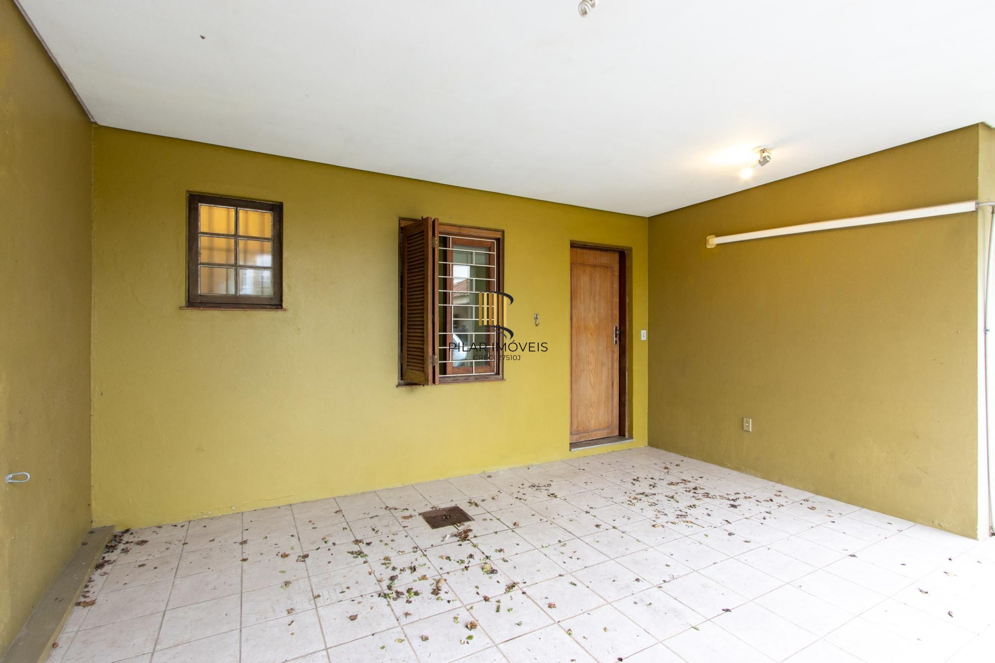 Casa de Condomínio 3 dormitórios no bairro Ipanema