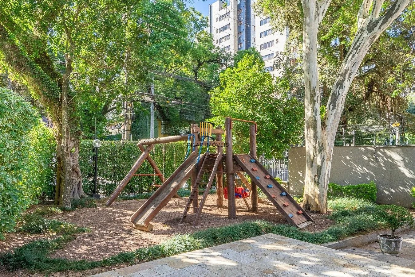 Apartamento para comprar no Bela Vista com 3 dormitórios (3 suítes)