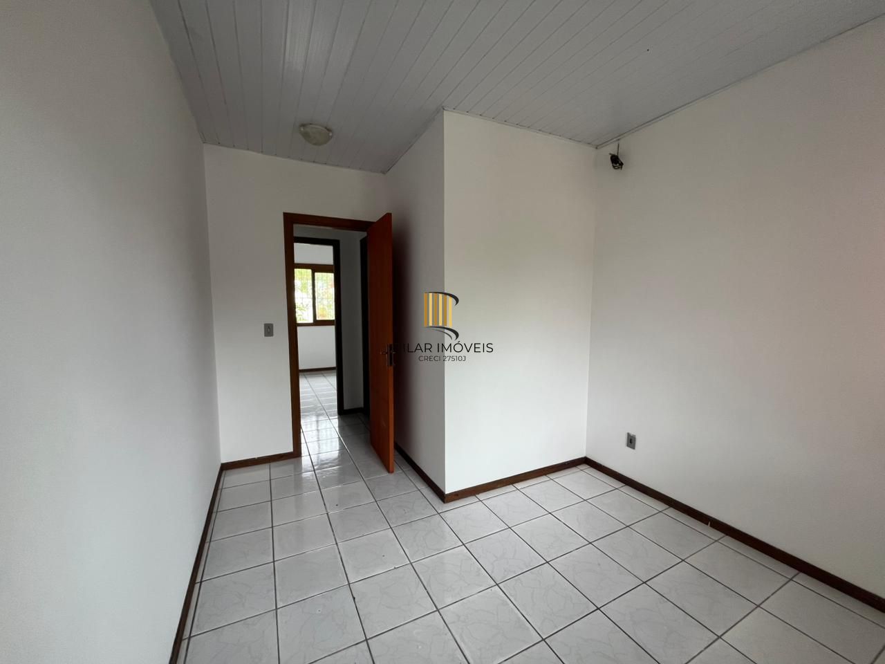 Casa 3 dormitórios no bairro Hípica