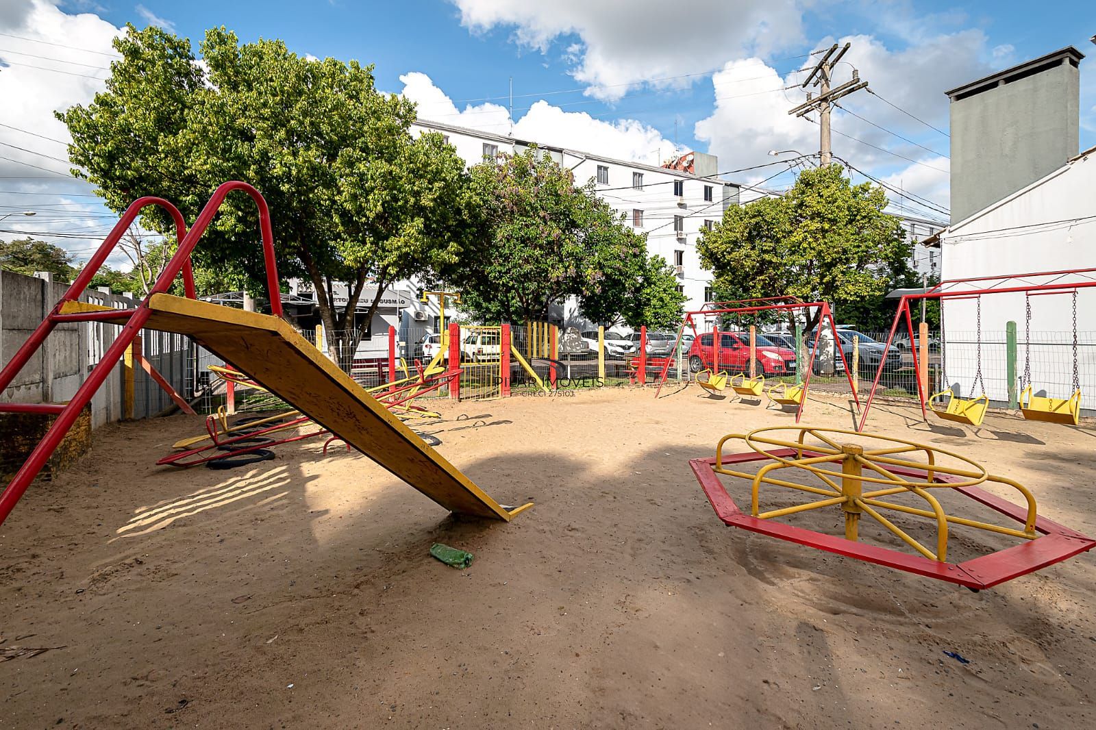 Apartamento 2 dormitórios Bairro Canudos.