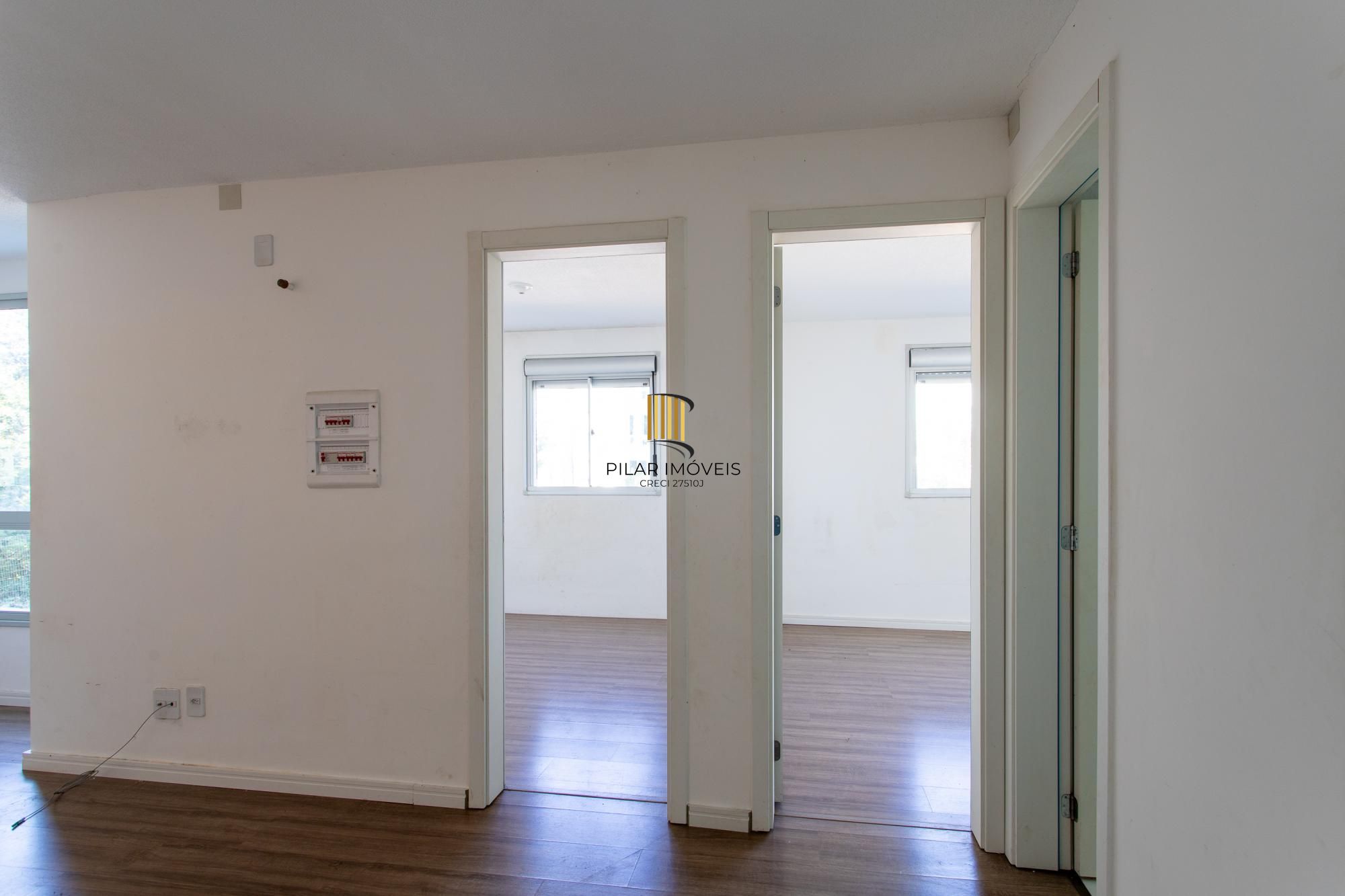 Apartamento 2 quartos, reformado, 1 vaga escriturada - Vila Nova