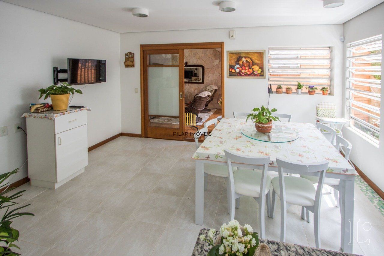 Casa para Venda - 416.89m², 4 dormitórios, sendo 1 suites, 5 vagas - Tristeza