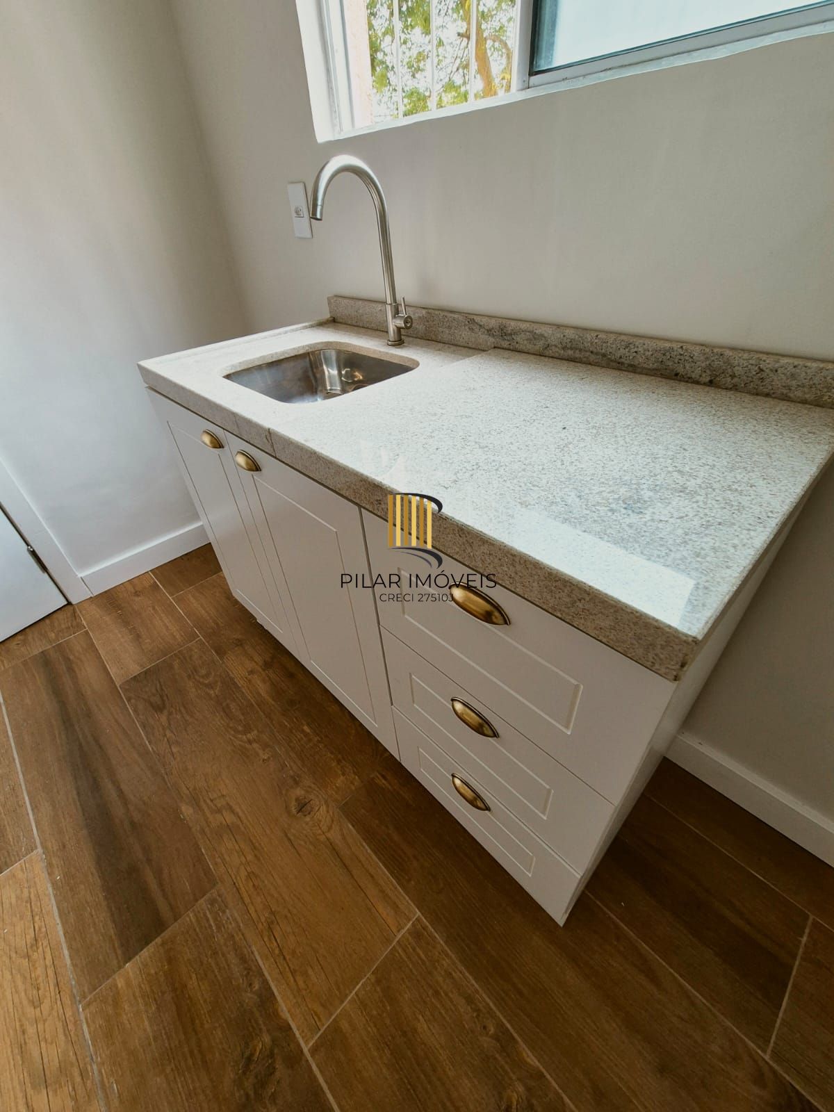 Apartamento 2 dormitórios no bairro Rubem Berta