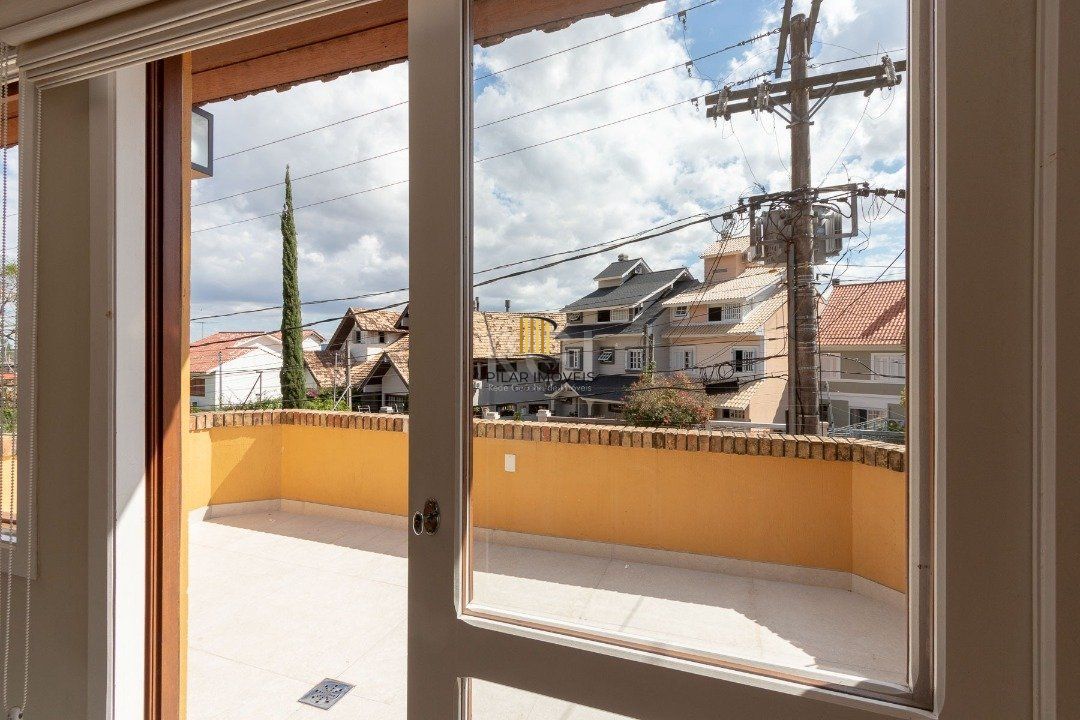 Casa Condominio para Venda - 210.69m², 3 dormitórios, sendo 2 suites, 4 vagas - Jardim Isabel