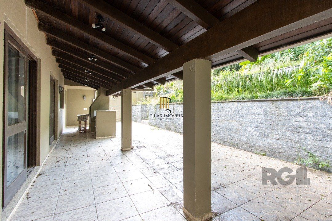 Casa de 3 dormitórios no Jardim Isabel com vista para o Guaíba.