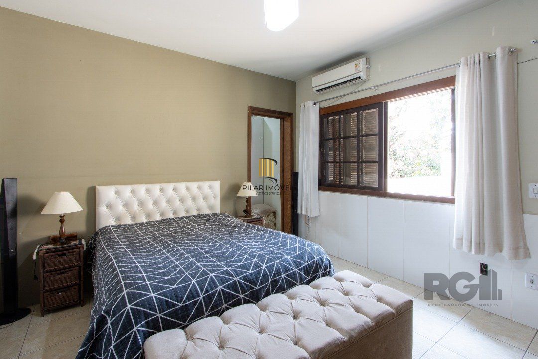 Casa 6 dormitórios no bairro Tristeza