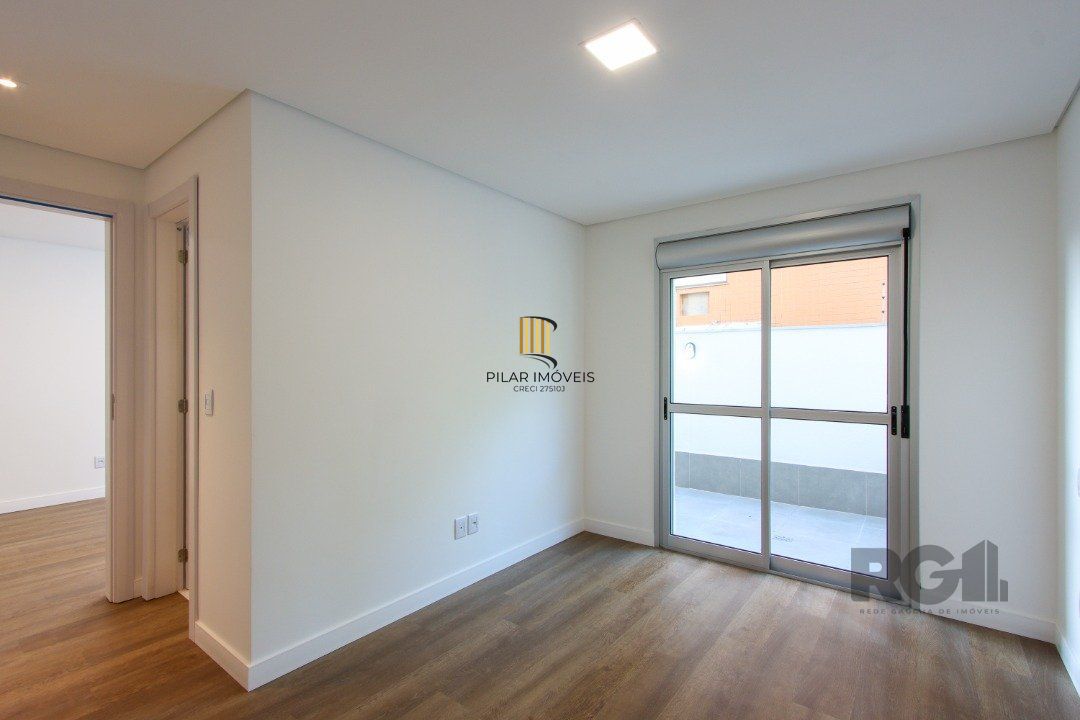 Apartamento em Porto Alegre no Bairro Petrópolis, de 1 quarto, GARDEN , semi mobiliado