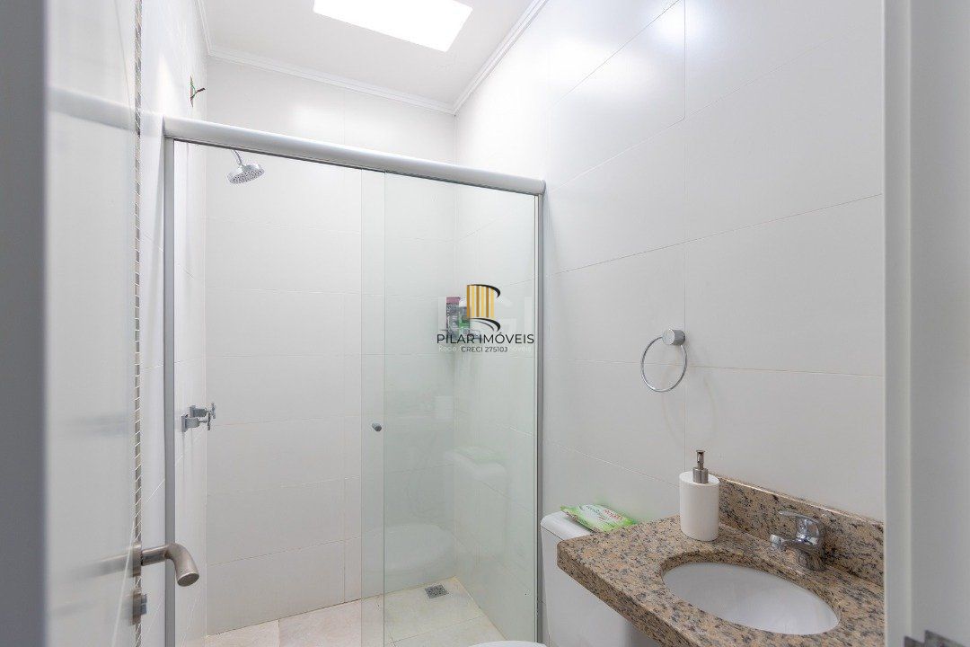 Casa para Venda - 168m², 3 dormitórios, sendo 1 suites, 2 vagas - Imperial Park