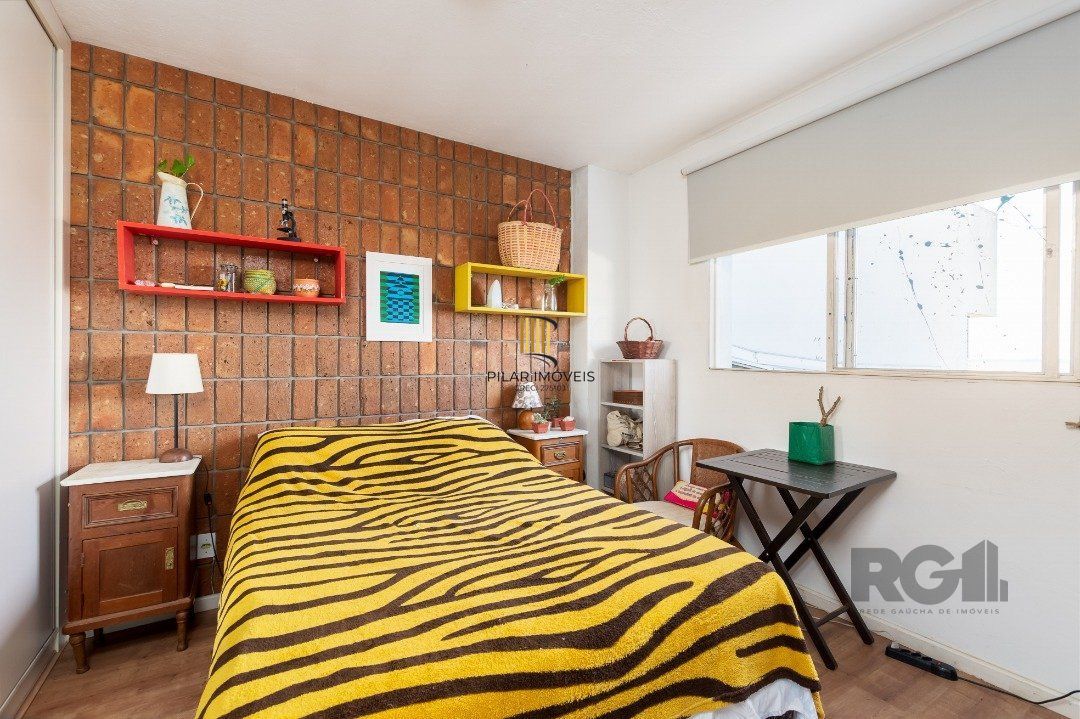 Casa 4 dormitórios no bairro Vila Assunção