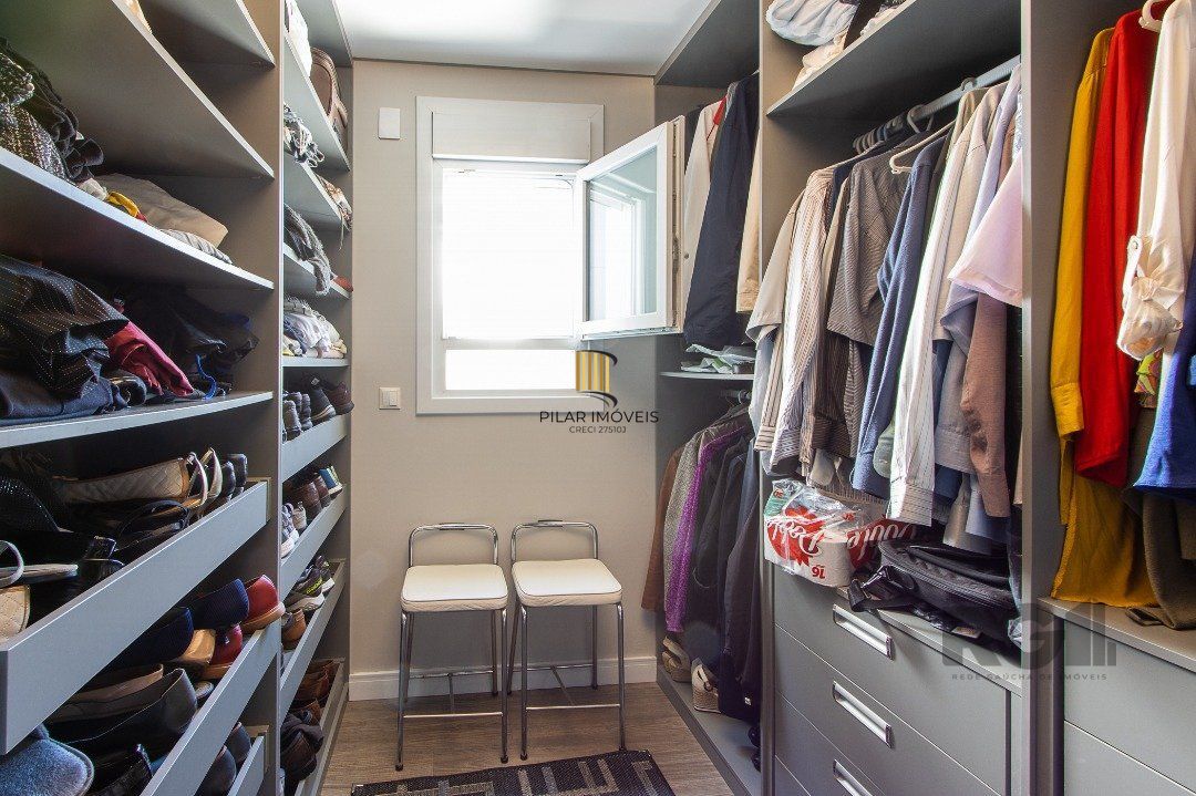 Apartamento 3 dormitórios no bairro Menino Deus