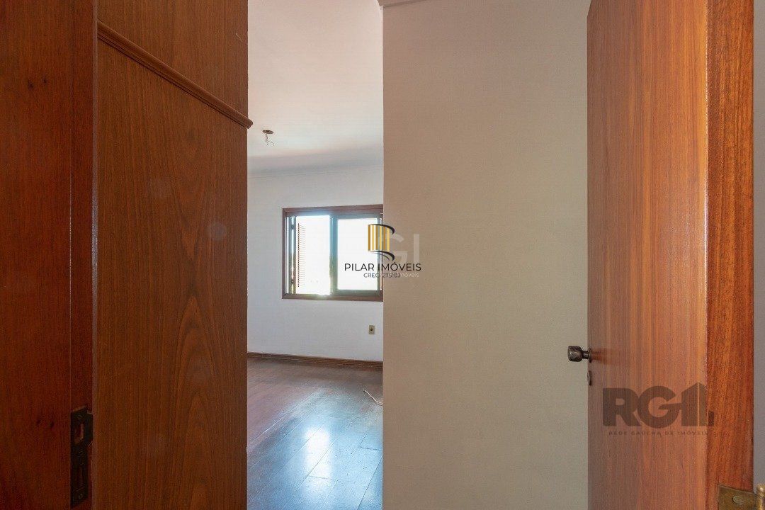 Casa em condomínio fechado para venda no bairro Jardim Isabel, com aproximadamente 197m² de área privativa,.