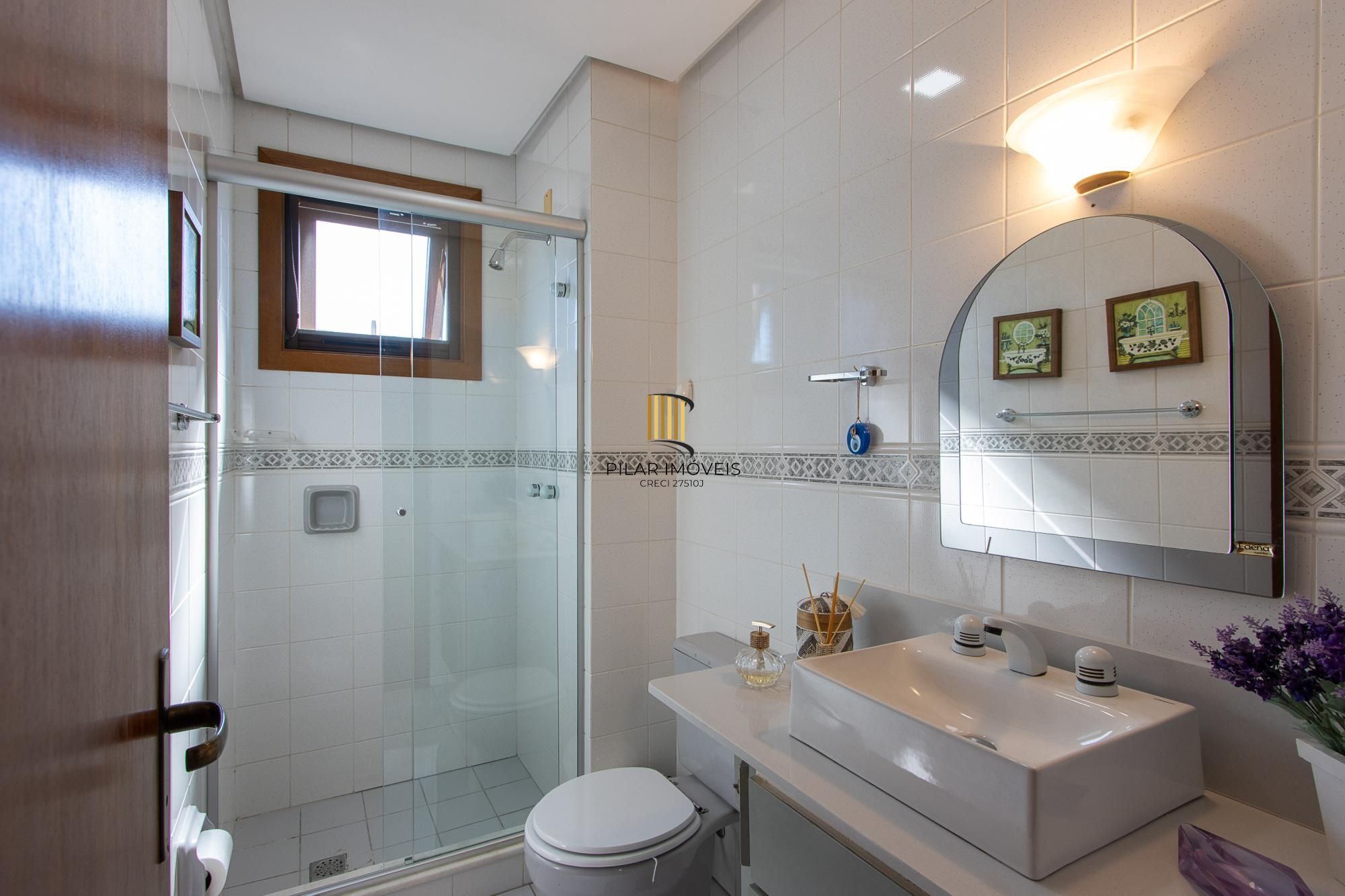 Cobertura 2 dormitórios no bairro Menino Deus