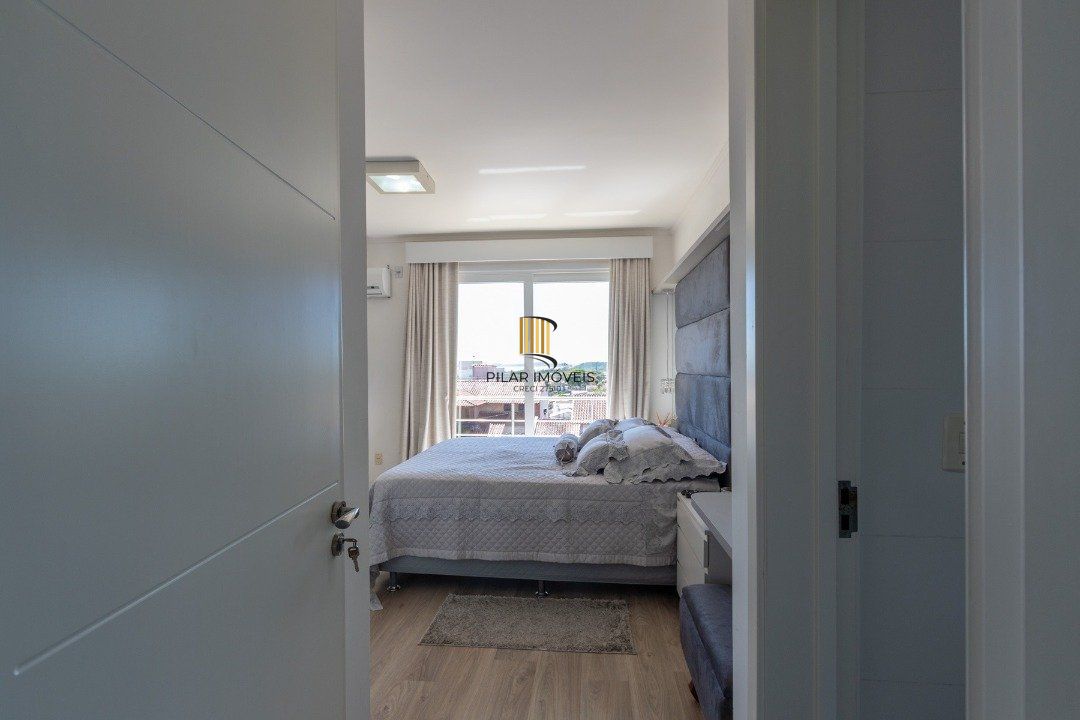 Casa para Venda - 168m², 3 dormitórios, sendo 1 suites, 2 vagas - Imperial Park