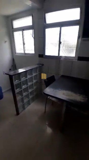 Apartamento térreo com 2 dormitórios - bairro  Camaquã