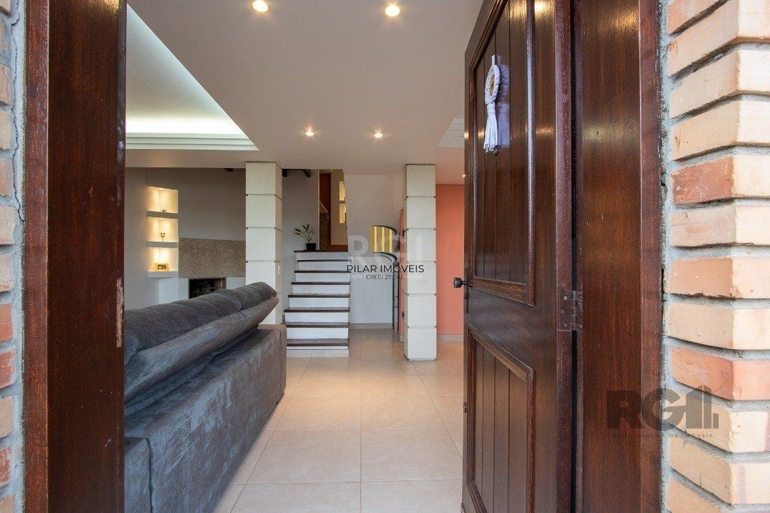 Casa Condominio para Venda - 170m², 3 dormitórios, sendo 1 suites, 2 vagas - Cavalhada